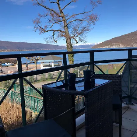 Cosy Lakeside With Private Apartment Duingt