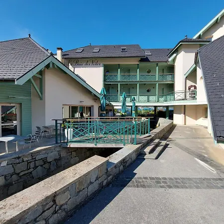 Apartment Situation Exceptionnelle Pour Ce Cosy Avec Terrasse Sur Lac, Dans Avec Et Ponton Privee *